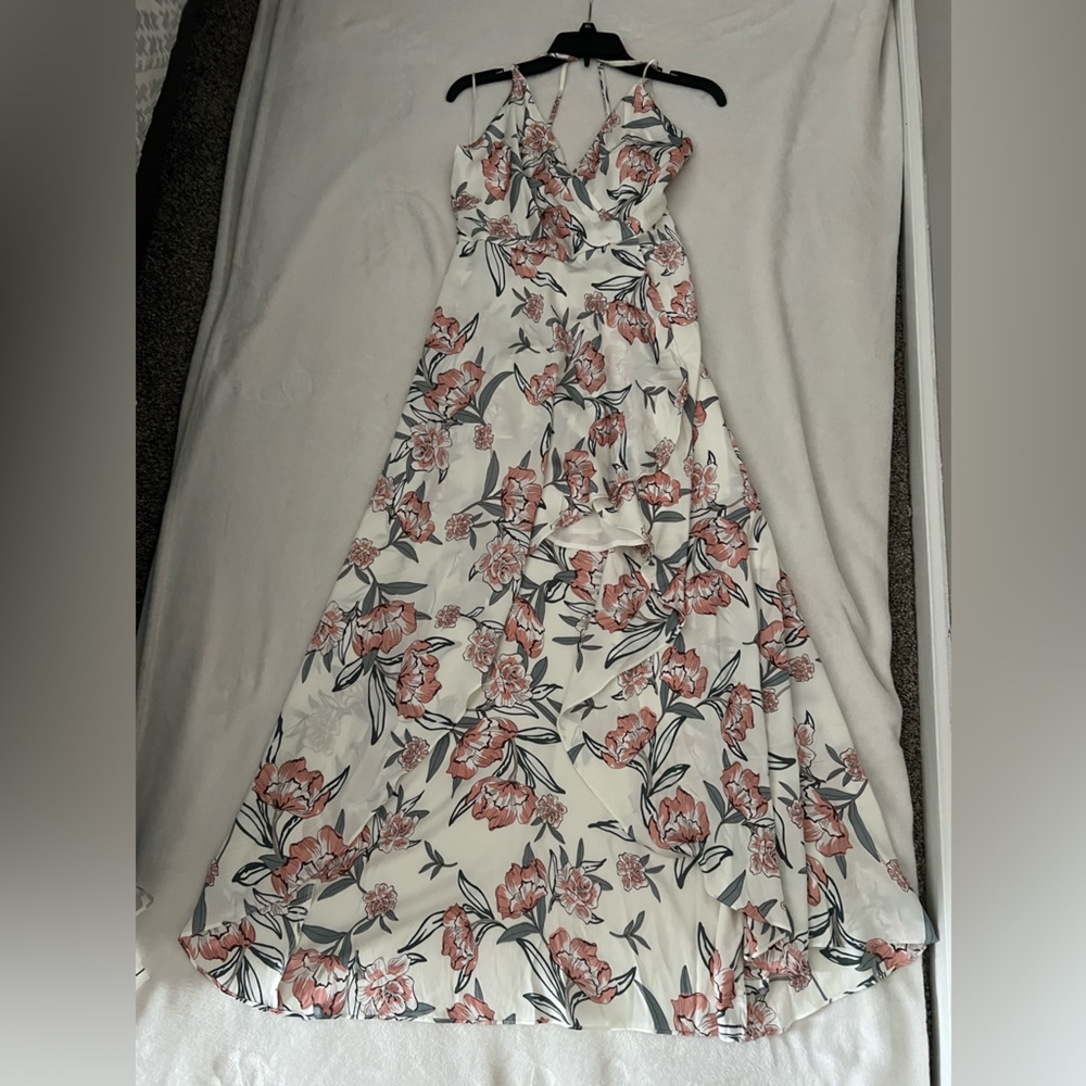 Beautiful, colorful dress size large